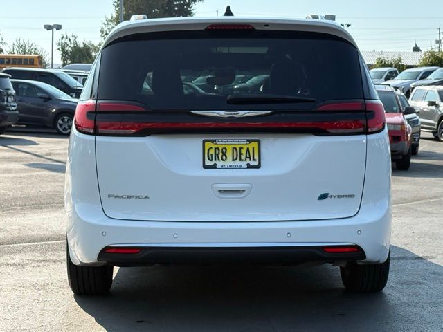 2023 Chrysler Pacifica Hybrid Pinnacle photo 6