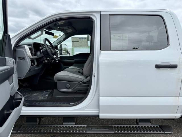 2025 Ford F-250 XL photo 12