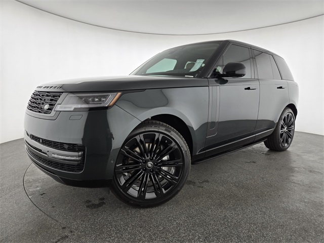 2025 Land Rover Range Rover SE's photo