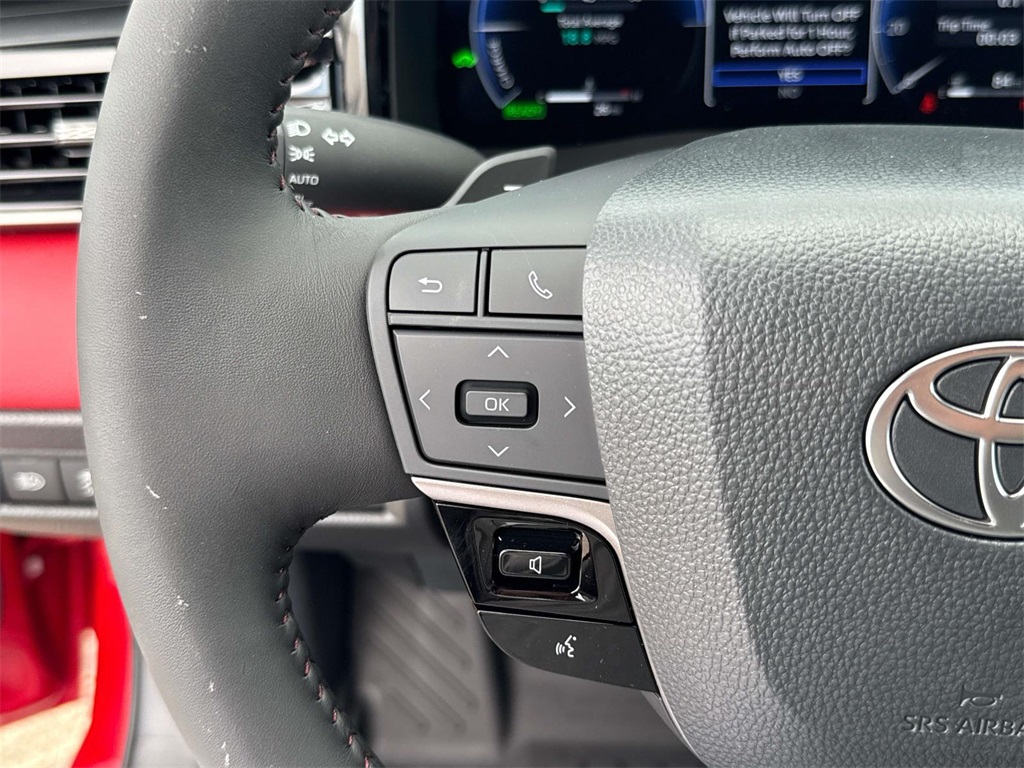 2025 Toyota Camry XSE photo 19
