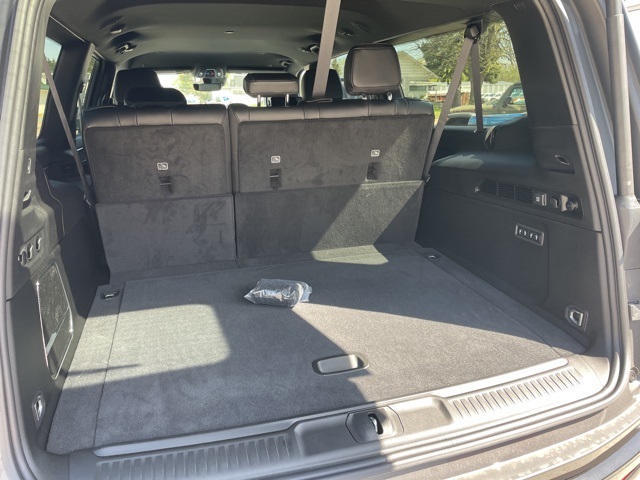 2025 Jeep Wagoneer L Series II photo 4