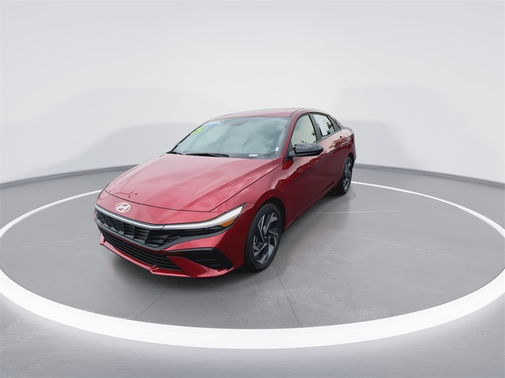 2025 Hyundai Elantra SEL Sport photo 4