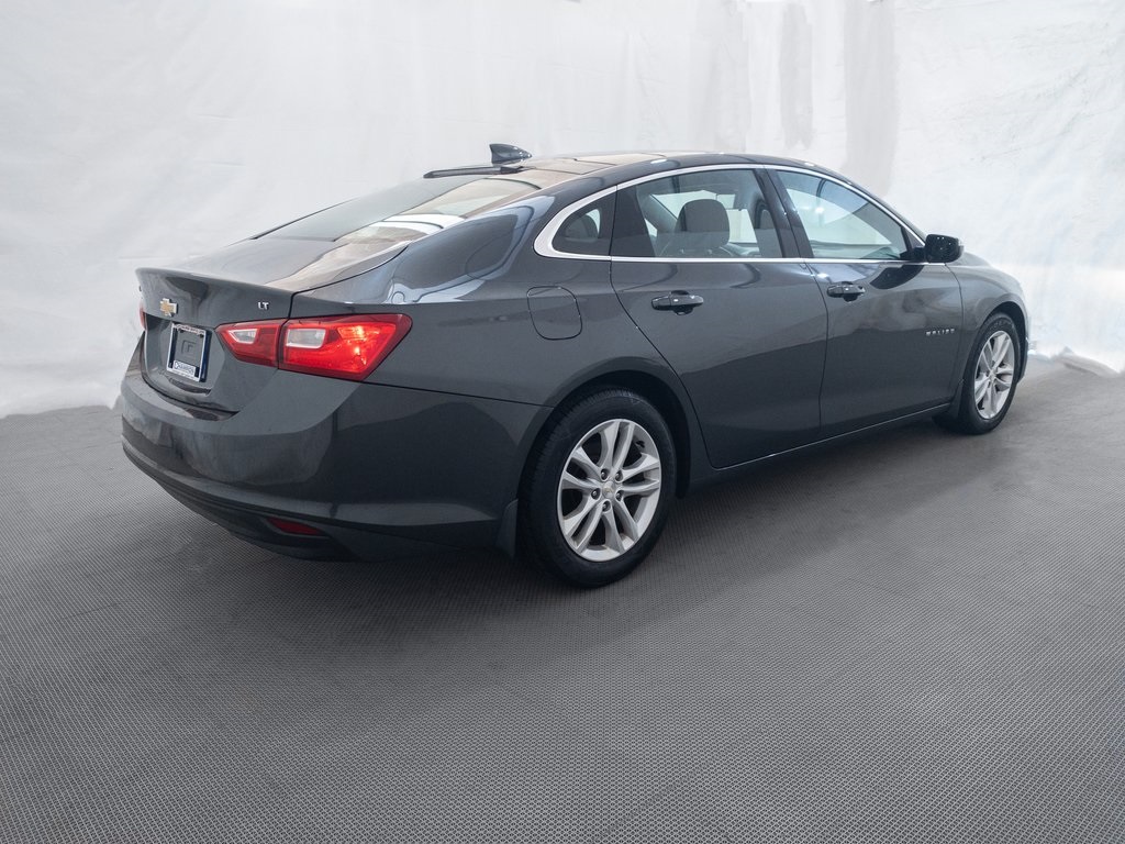 2017 Chevrolet Malibu 1LT photo 9