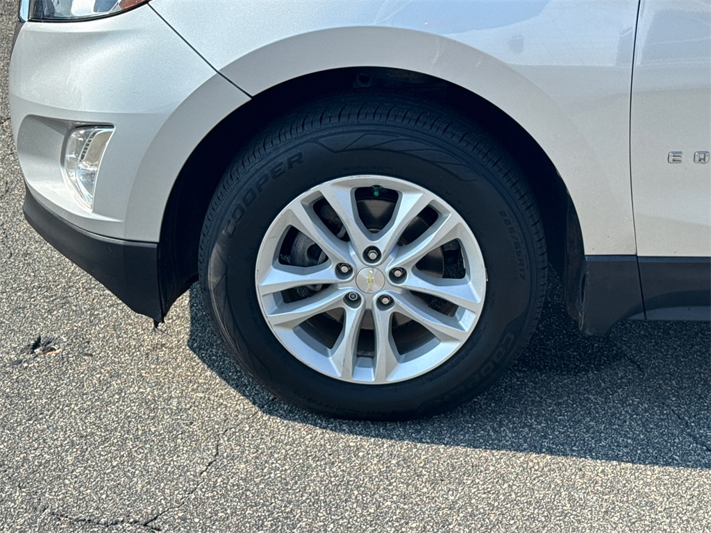 2021 Chevrolet Equinox LT photo 10