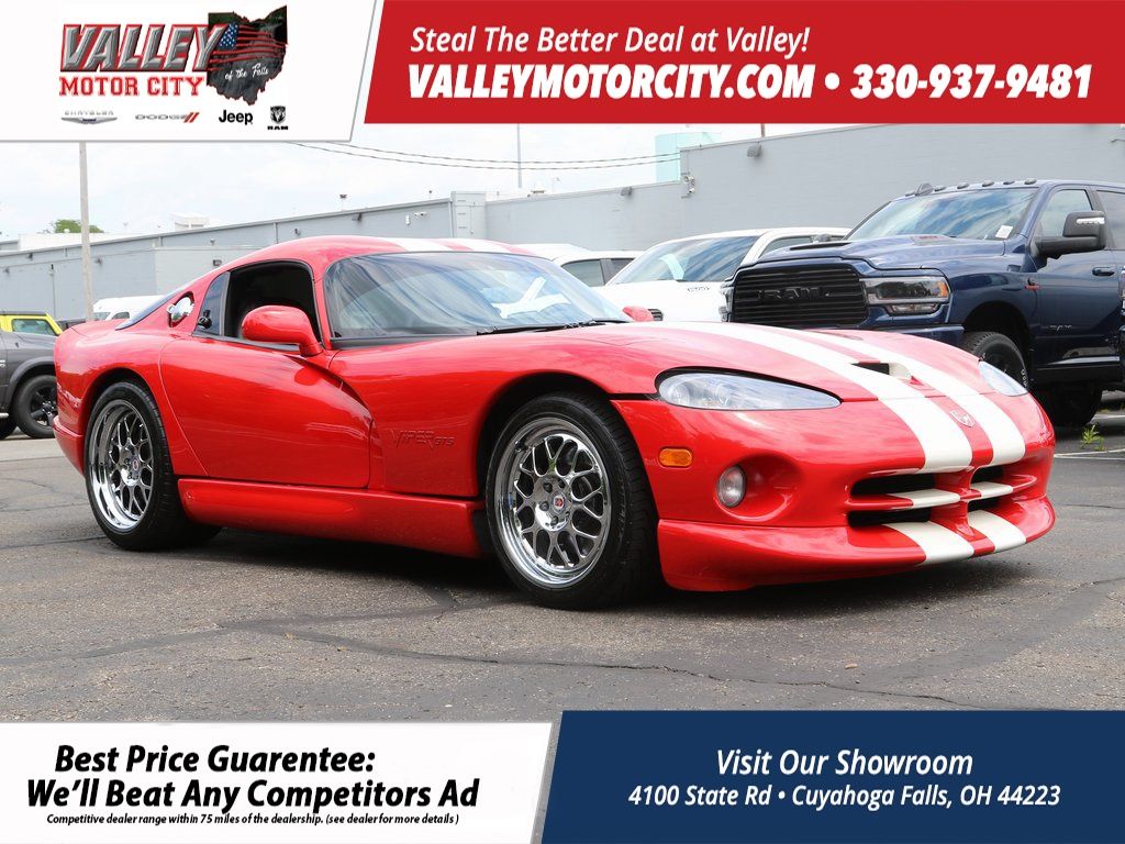 Pre-Owned 2002 Dodge Viper GTS 2D Coupe in Cleveland #DP8691