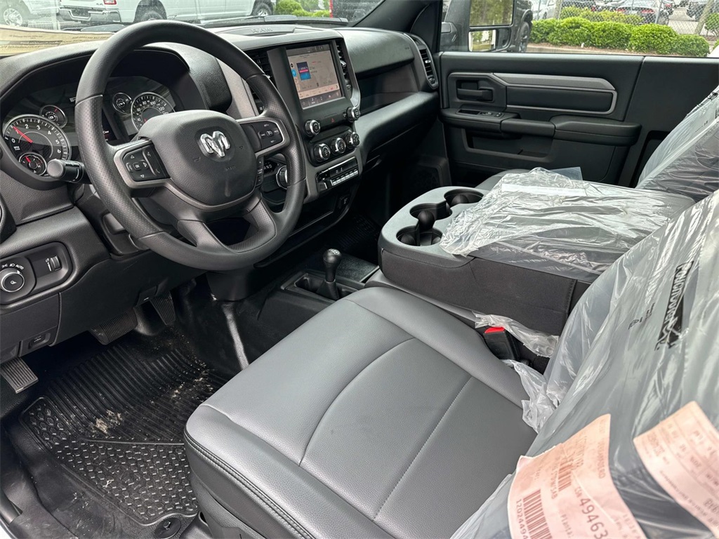 2024 Ram 2500 Tradesman photo 17