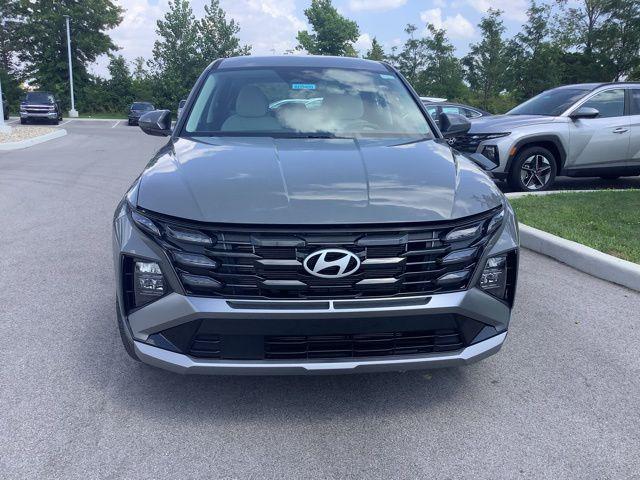 2025 Hyundai Tucson SE photo 2