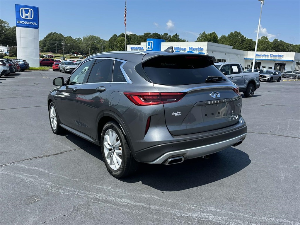 2019 Infiniti QX50 Essential photo 25