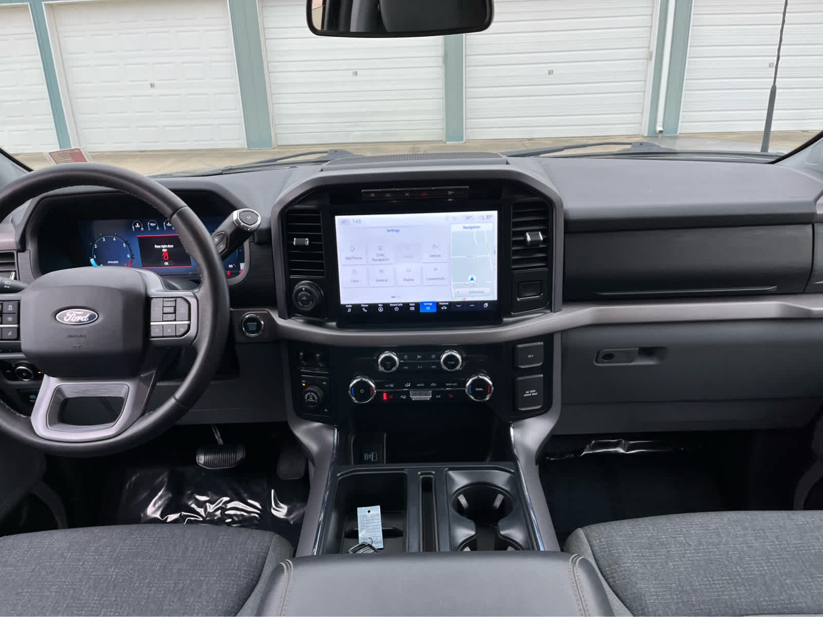 2024 Ford F-150 XLT photo 14