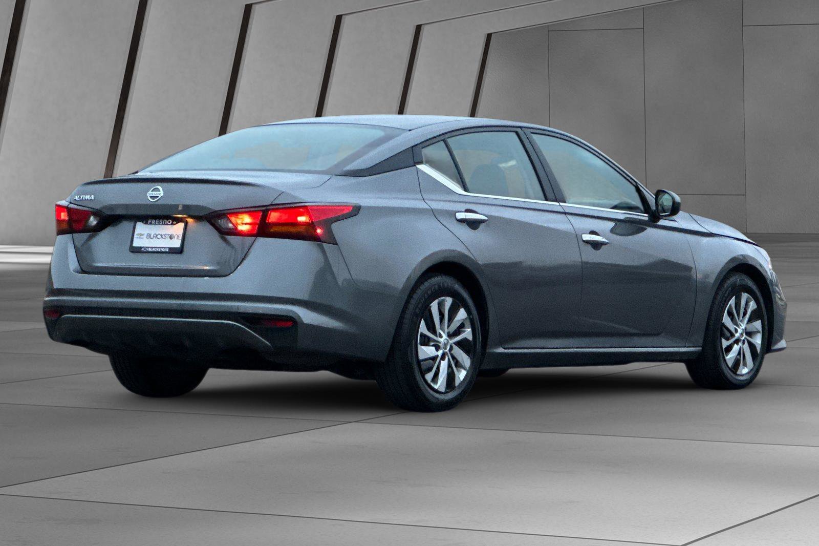 2022 Nissan Altima 2.5 S photo 3