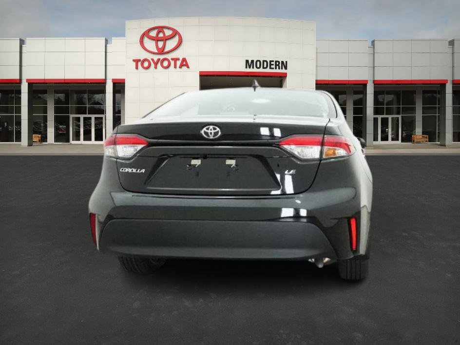 2026 Toyota Corolla LE photo 17