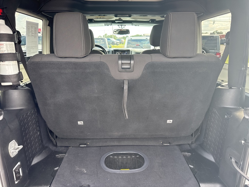2017 Jeep Wrangler Rubicon photo 5