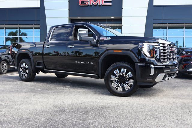 2025 Gmc Sierra 2500 HD Denali photo 2