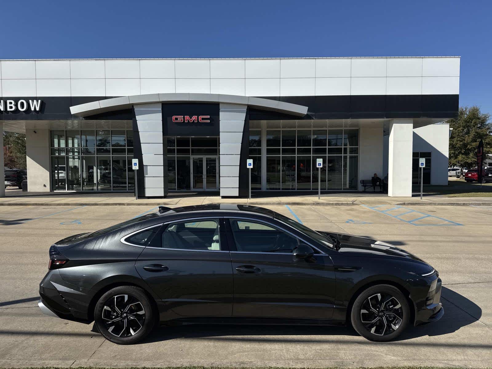 2025 Hyundai Sonata SEL's photo