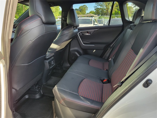 2022 Toyota RAV4 Prime XSE photo 16