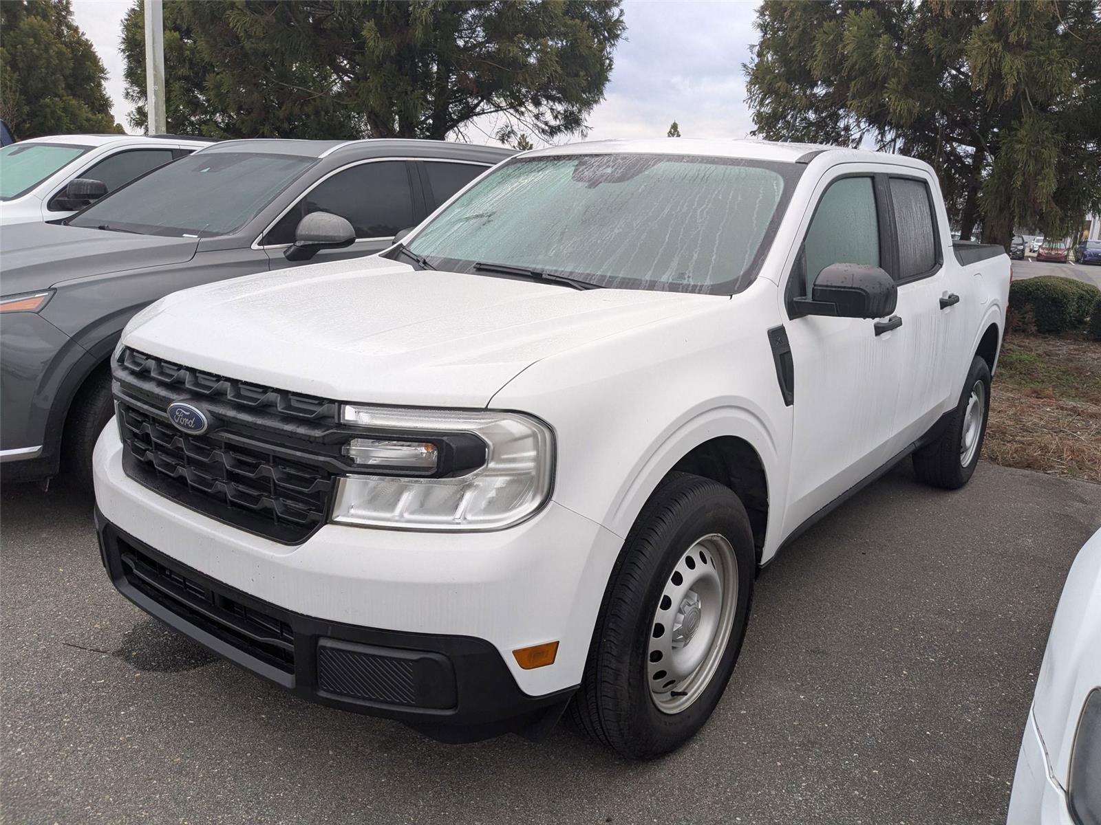 2024 Ford Maverick XL's photo