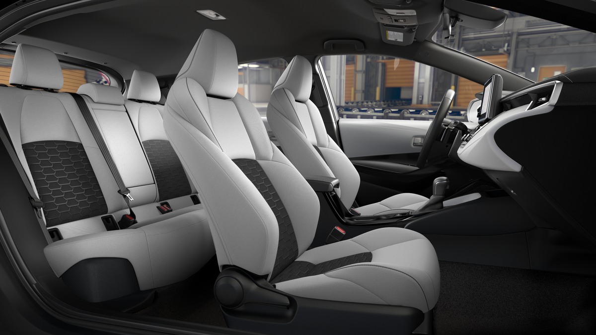 2025 Toyota Corolla SE photo 19