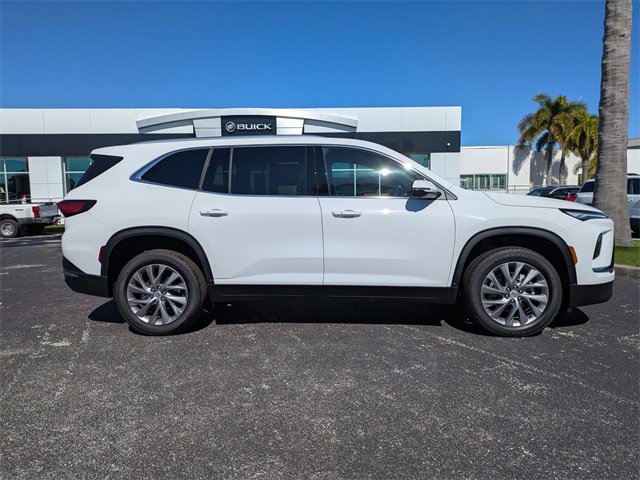 2025 Buick Enclave Preferred photo 2