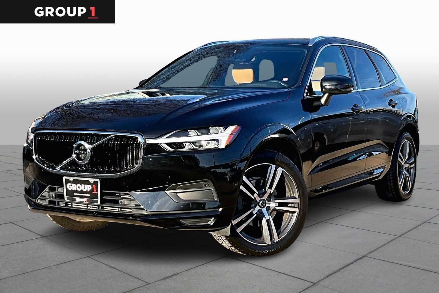 2019 Volvo XC60 Momentum's photo