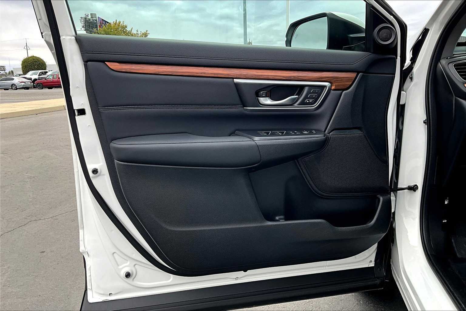 2022 Honda CR-V EX-L photo 24