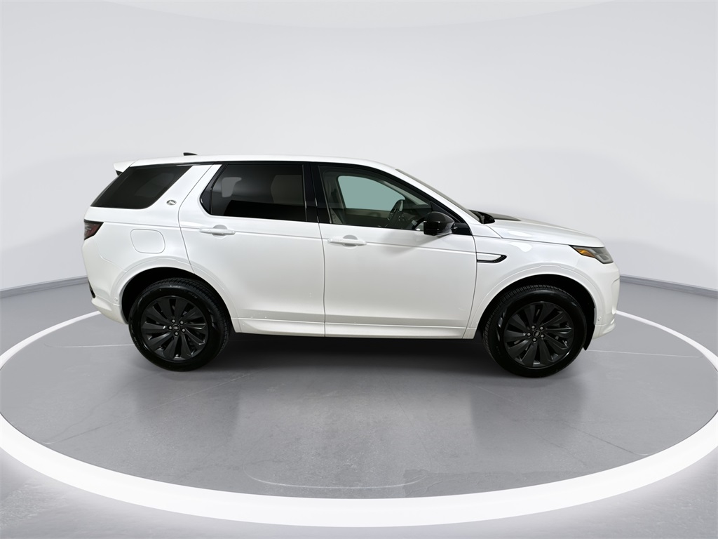 2025 Land Rover Discovery Sport S photo 8