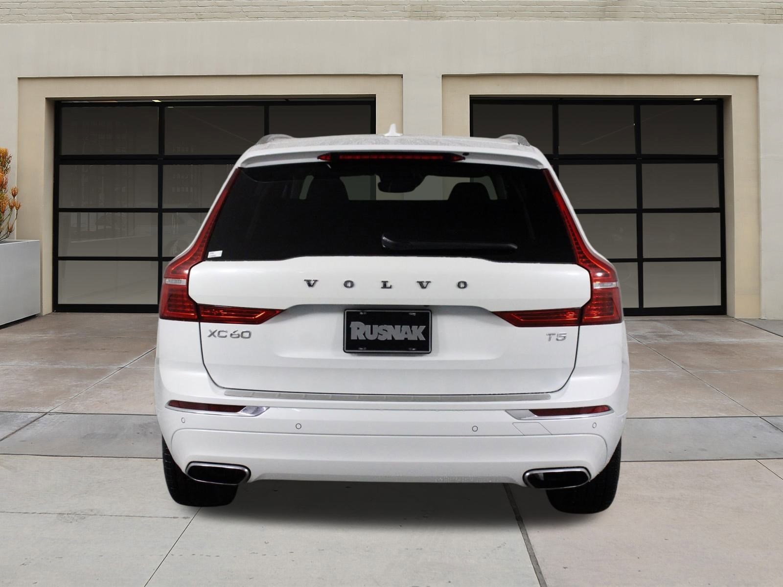 2021 Volvo XC60 T5 Inscription photo 4