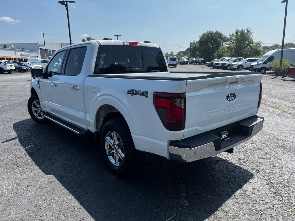 2025 Ford F-150 XLT photo 3