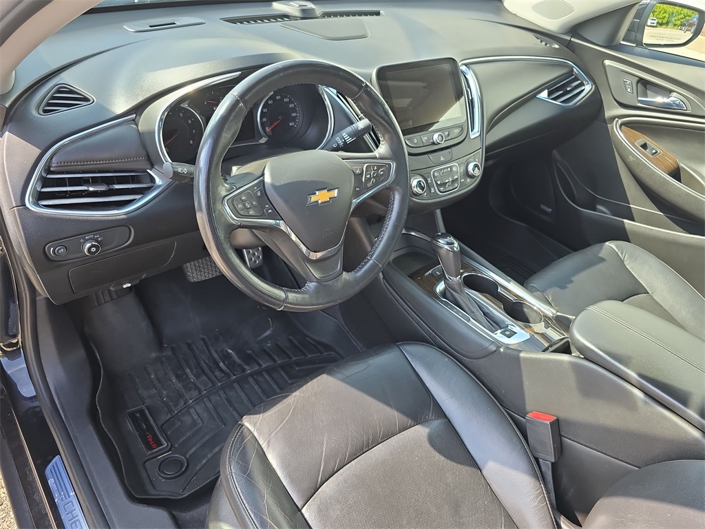 2017 Chevrolet Malibu Premier photo 10