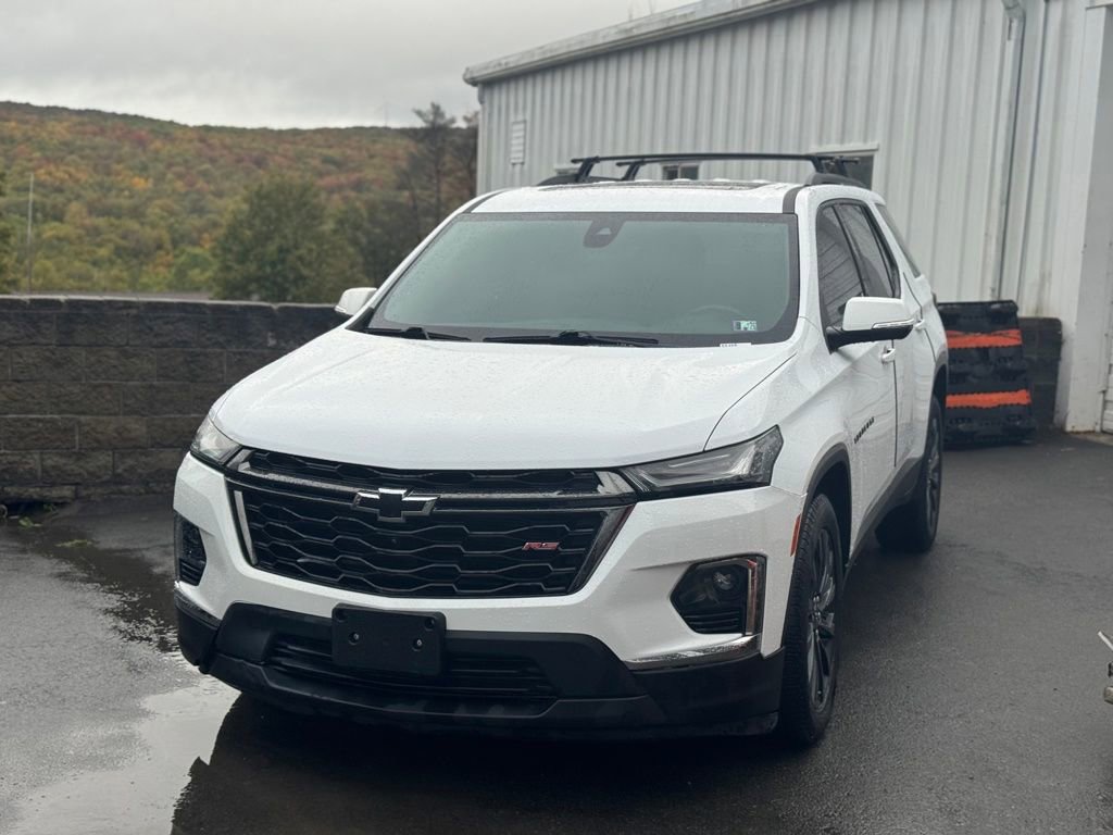 2023 Chevrolet Traverse RS's photo