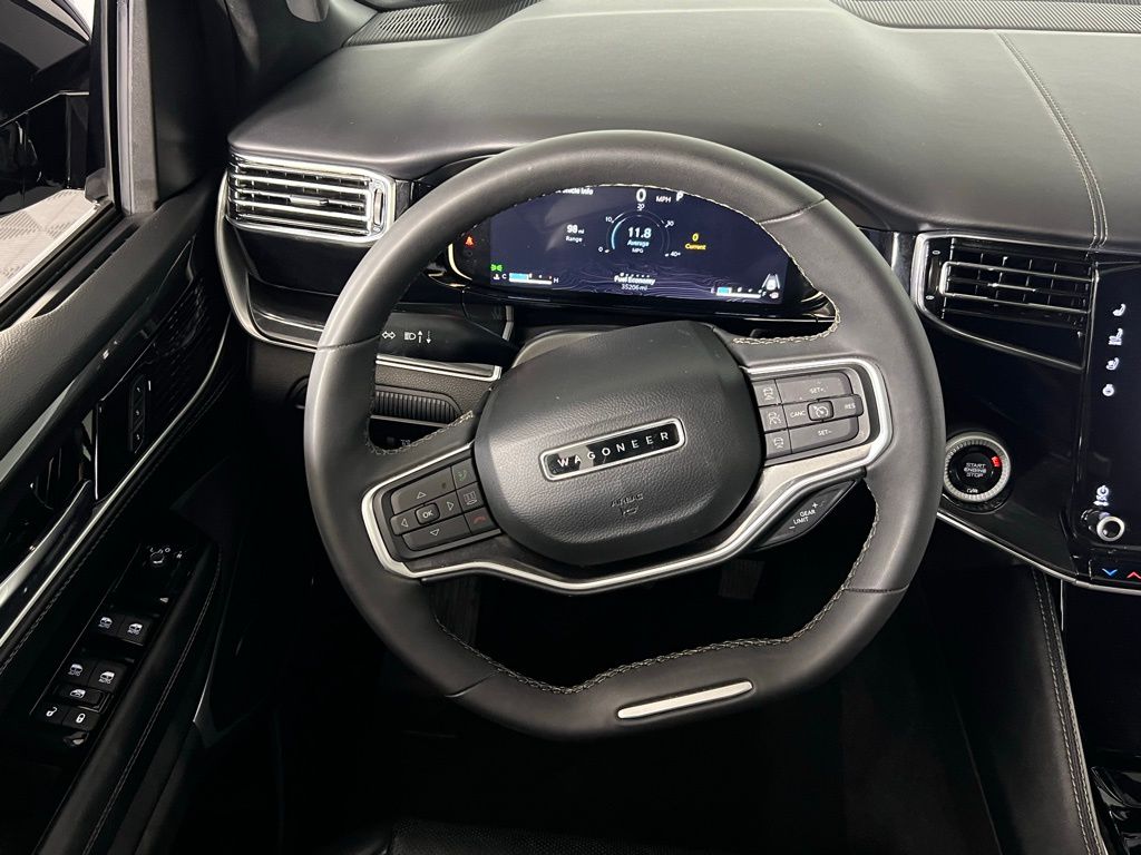 2023 Jeep Wagoneer L Base photo 9