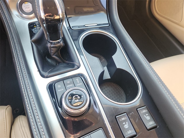 2018 Nissan Maxima SL photo 22