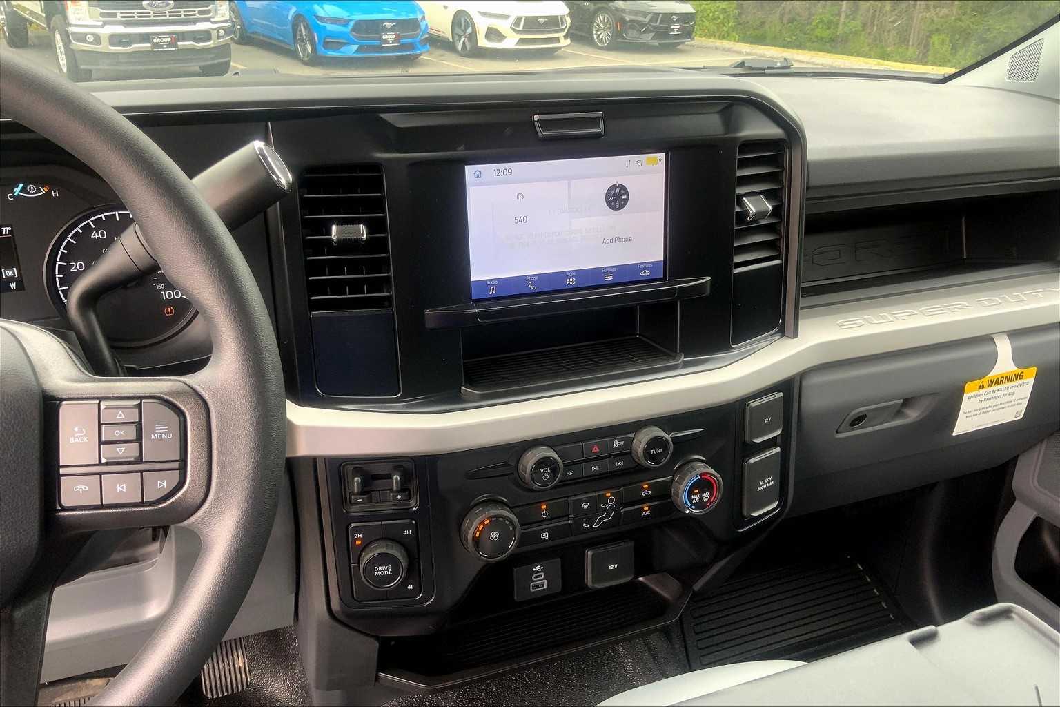 2025 Ford F-350 XL photo 8
