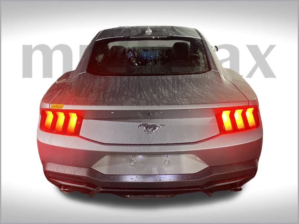 2026 Ford Mustang EcoBoost Premium photo 4