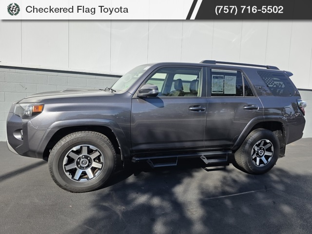 2023 Toyota 4Runner TRD Off-Road Premium photo 2