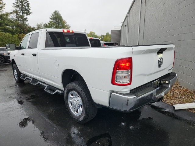 2022 Ram 3500 Tradesman photo 4