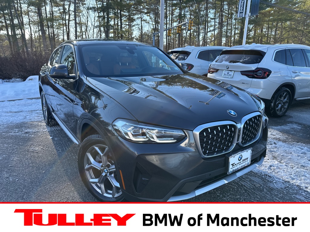 2025 BMW X4 30i's photo