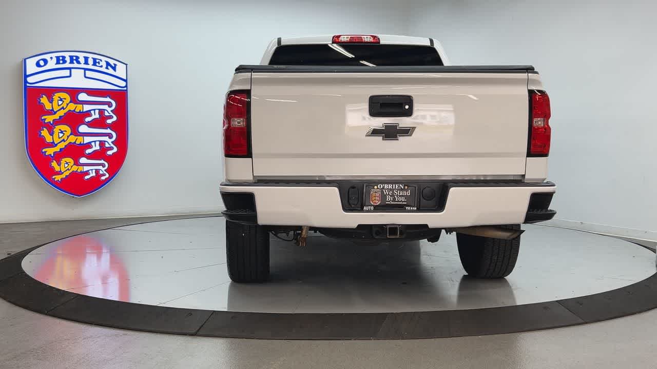 2017 Chevrolet Silverado 1500 LT photo 5