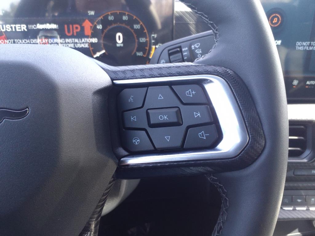 2025 Ford Mustang EcoBoost photo 18