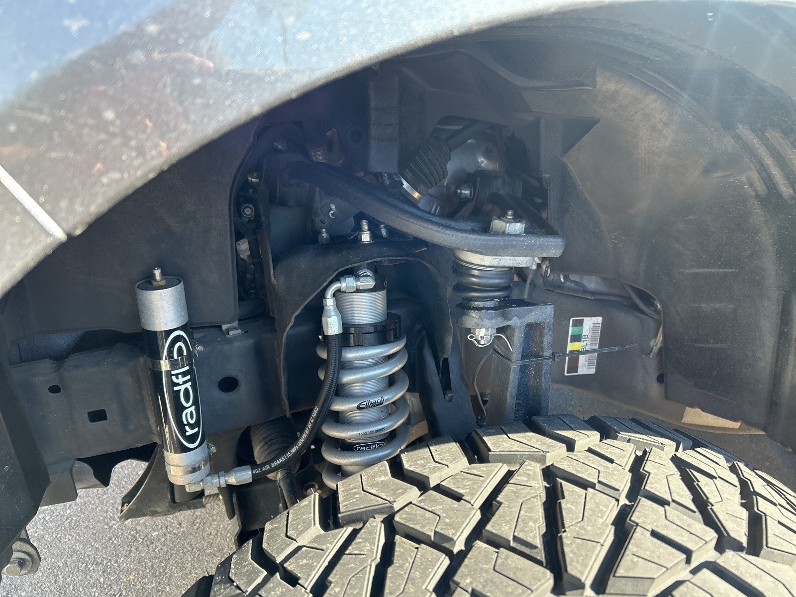 2018 Nissan Frontier SV photo 3