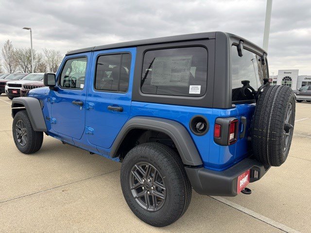 2025 Jeep Wrangler Sport S photo 4