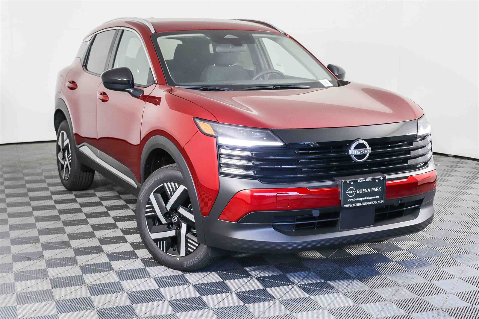 2026 Nissan KICKS SV's photo