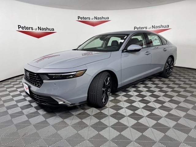 2025 Honda Accord Hybrid Touring photo 3