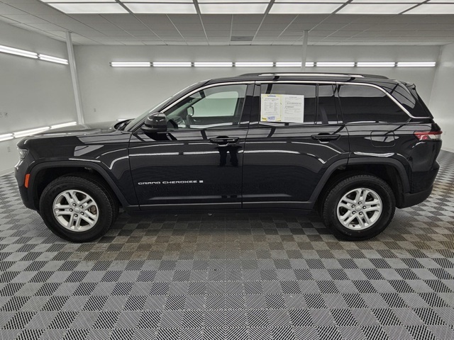 Image 6 of Pre-Owned 2023 Jeep Grand Cherokee Laredo