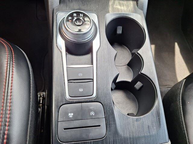 2024 Ford Escape ST-Line photo 16