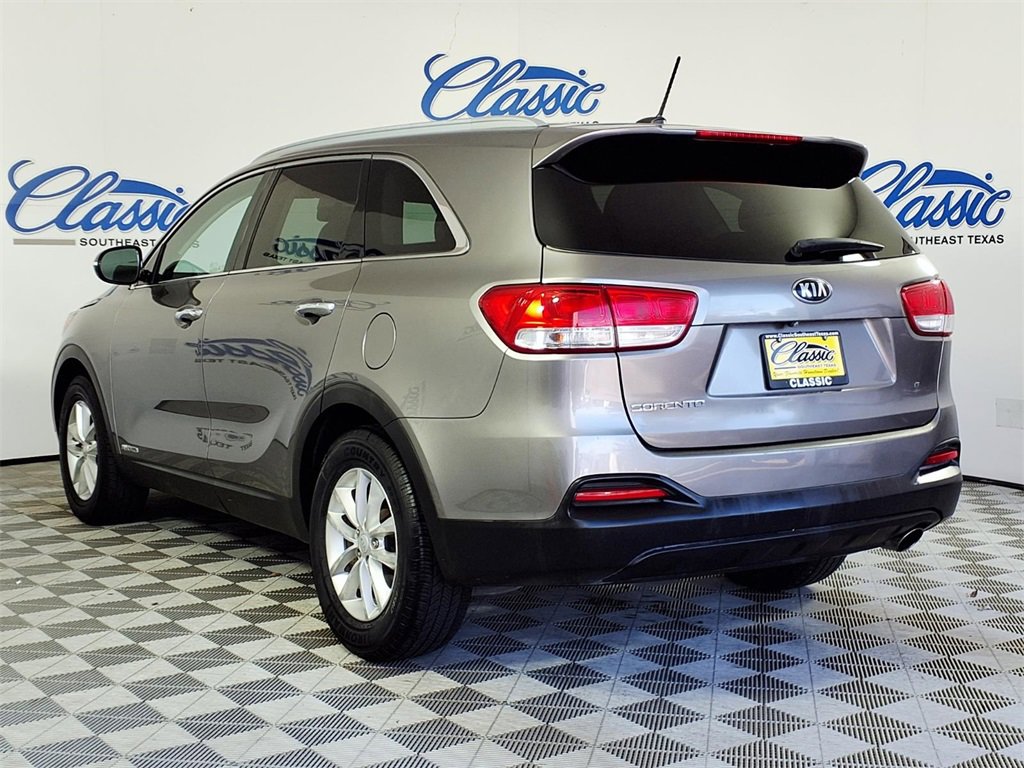 Used 2017 Kia Sorento LX with VIN 5XYPGDA57HG206000 for sale in Beaumont, TX
