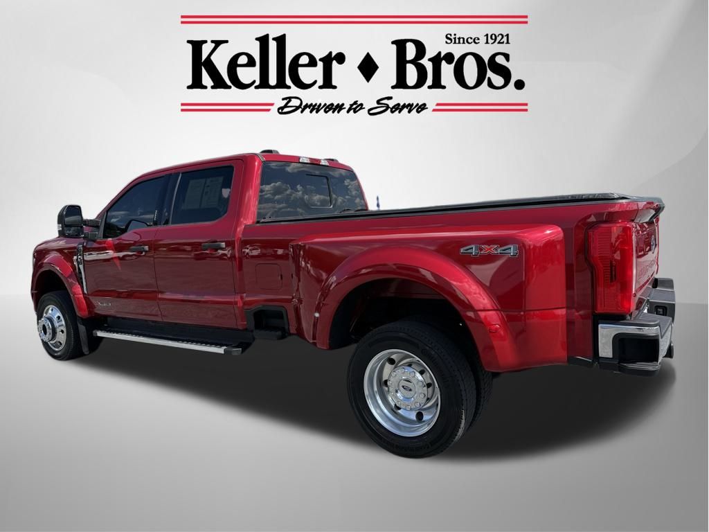 2023 Ford F-450 photo 5
