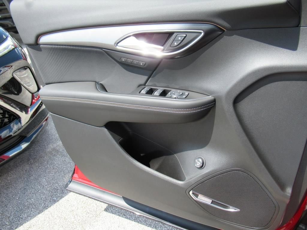 2025 Buick Envision Sport Touring photo 21