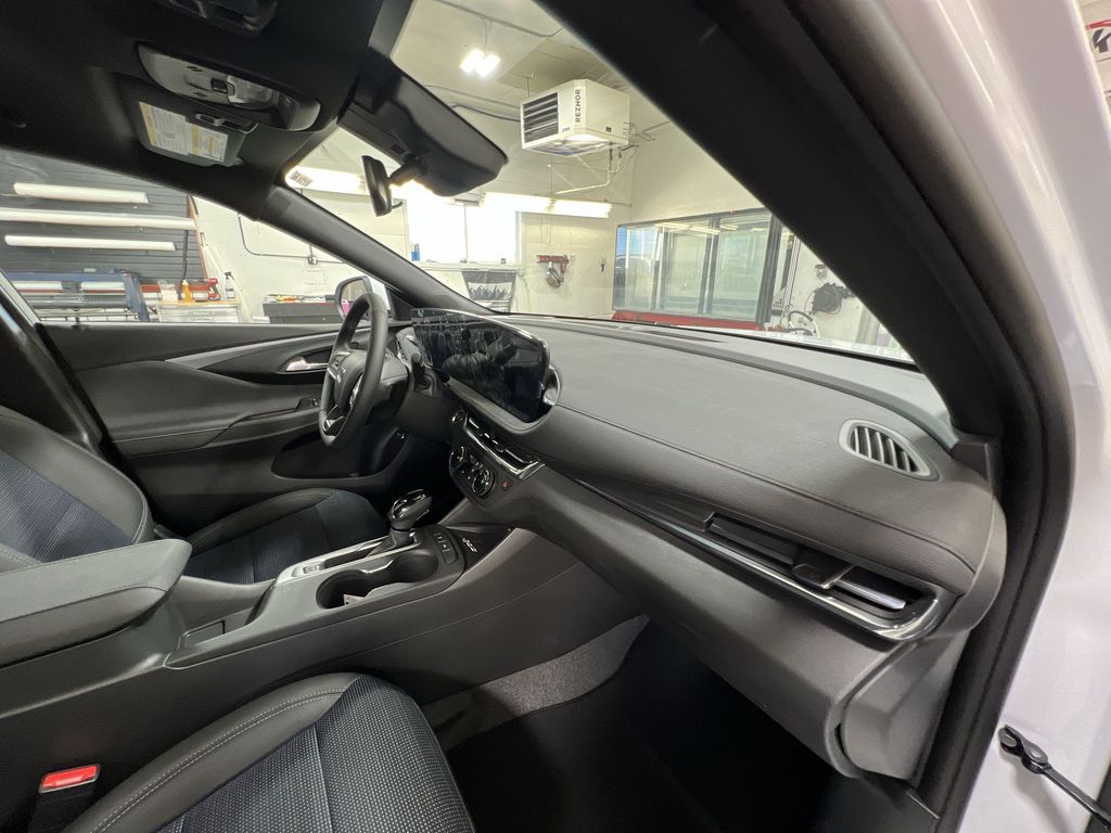 2025 Buick Envista Preferred photo 27