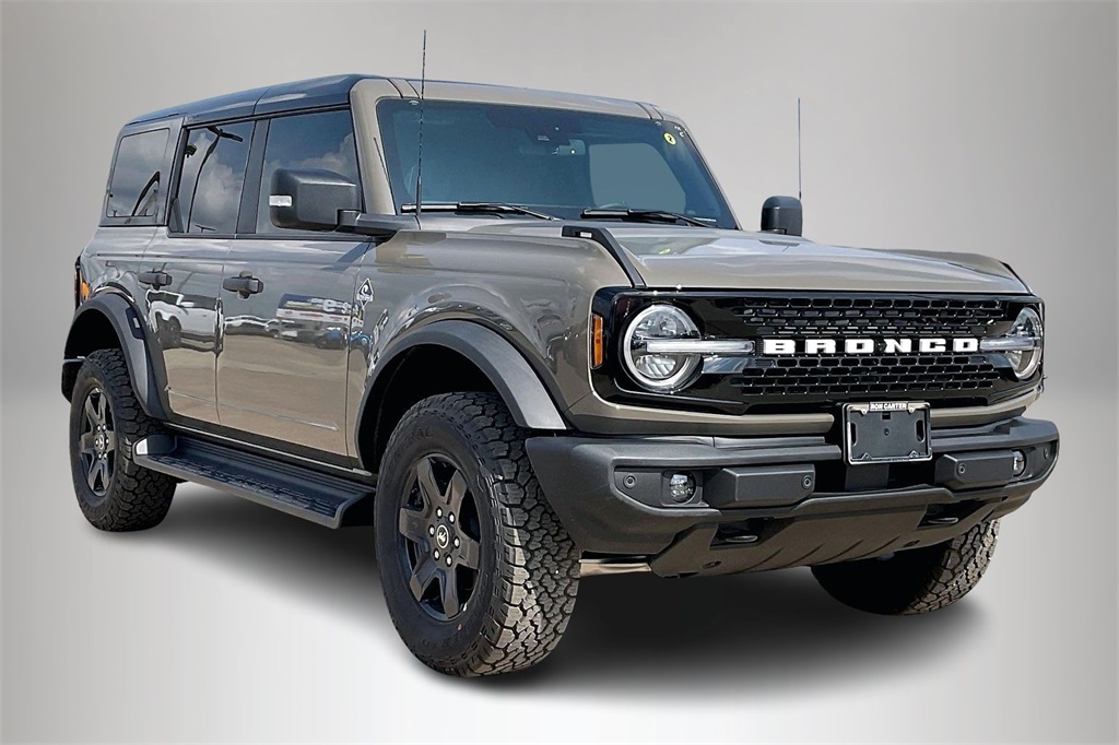 2025 Ford Bronco 4-Door Outer Banks's photo