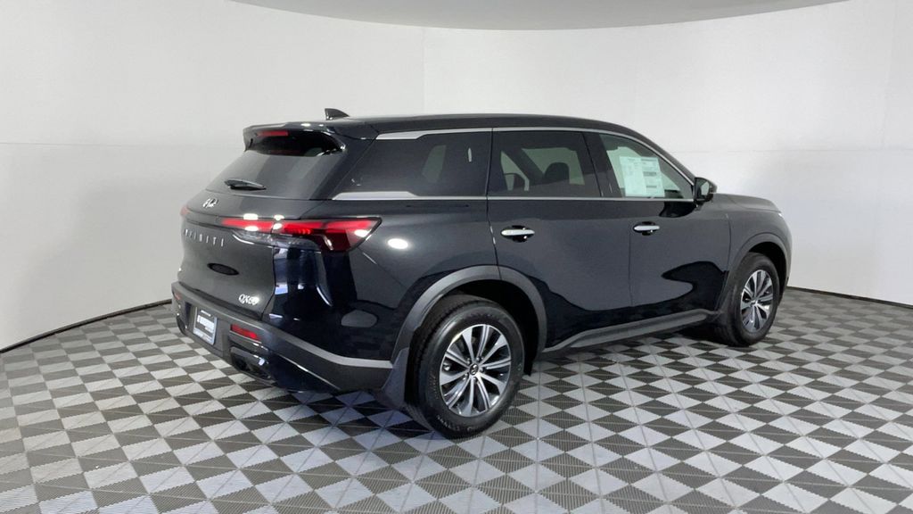 2025 Infiniti QX60 Luxe AWD photo 4
